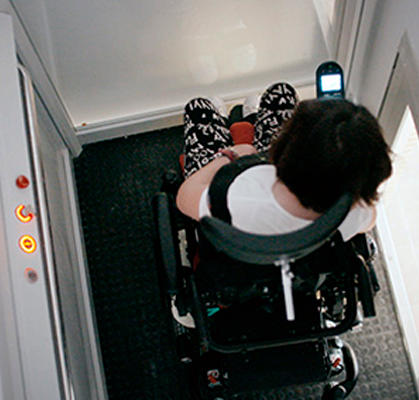 Reforma casa de Elsa y Mario, niños con ELA